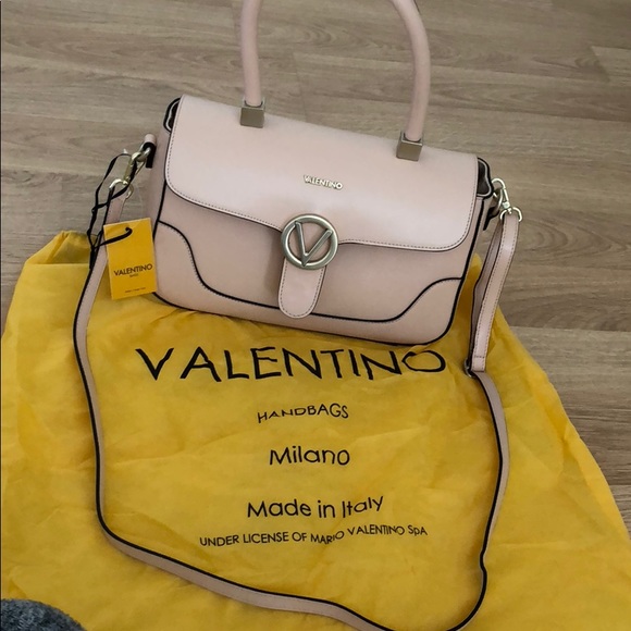 Valentino Handbags - Valentino Bag💕
